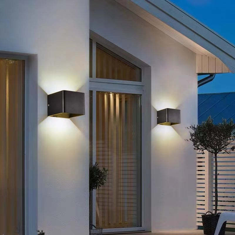 Eronil Modern Adjustable Square Outdoor Wall Lamp LED-Neutral Decor