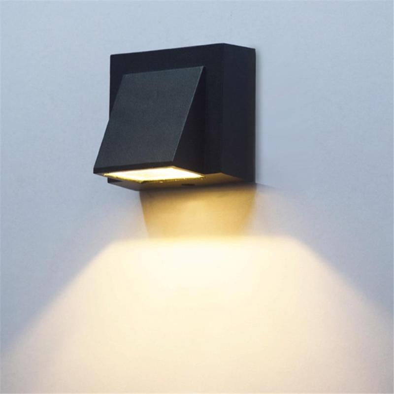 Applique Murale LED Moderne en Métal Noir Vexto