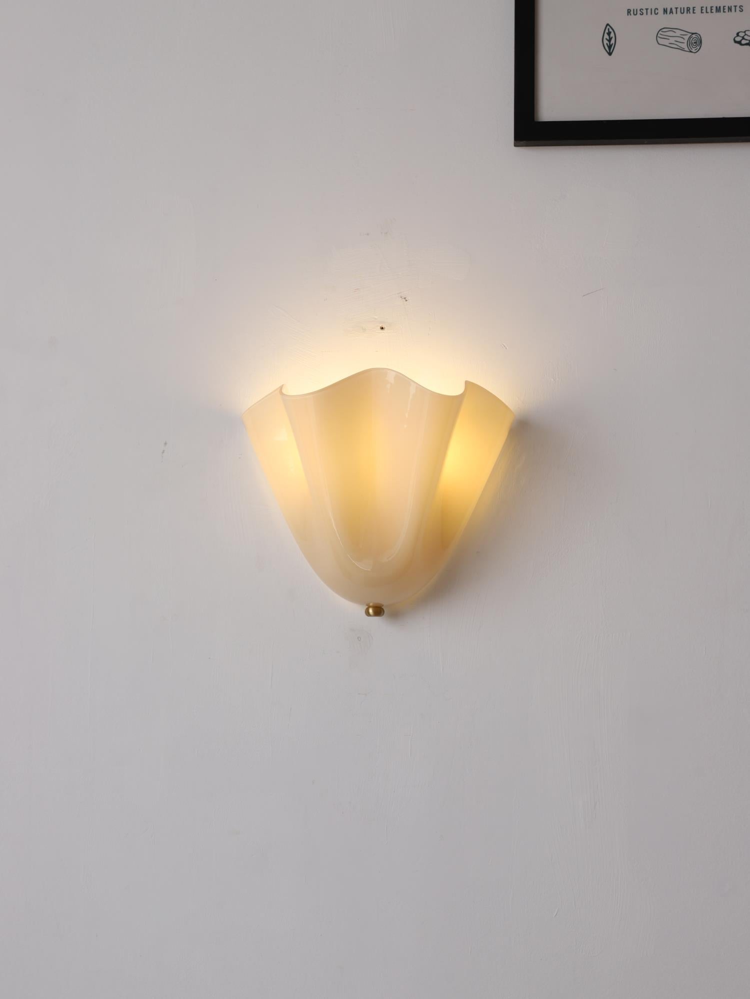 Lampe murale en verre Ulcarisra