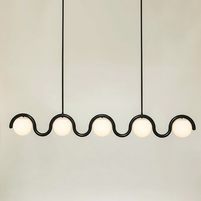 Chandelier Linéaire Uveta Rouge et Argent