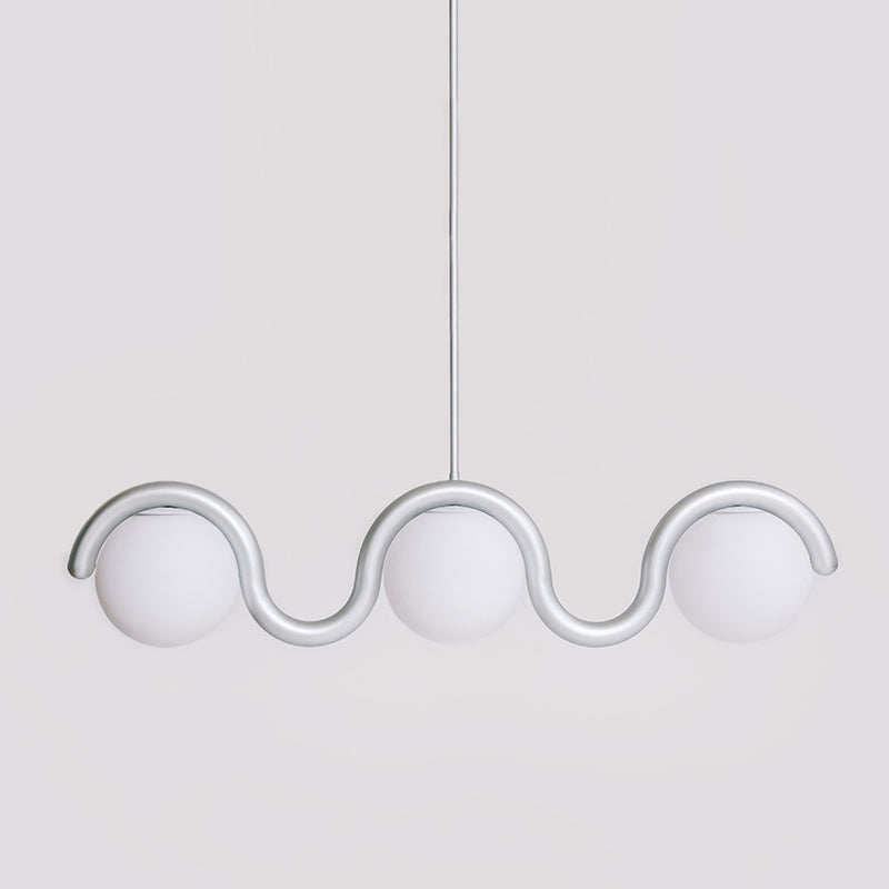 Chandelier Linéaire Uveta Rouge et Argent